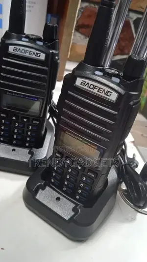 Baofeng Uv-82 Dual Band, Rechargeable