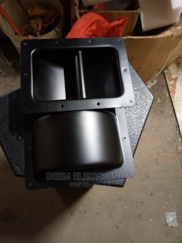 Speaker Handles Metal