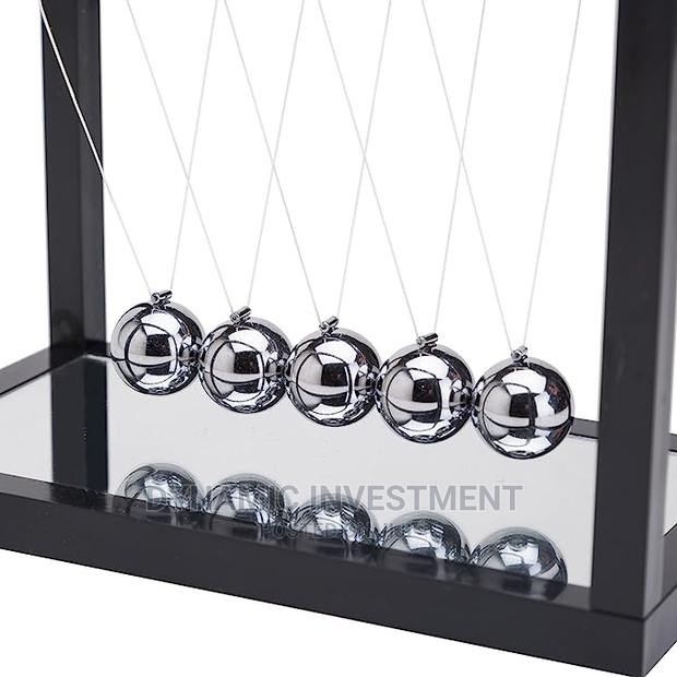 Newtons Cradle Balance Balls With Kinetic Motion - thumbnail 3