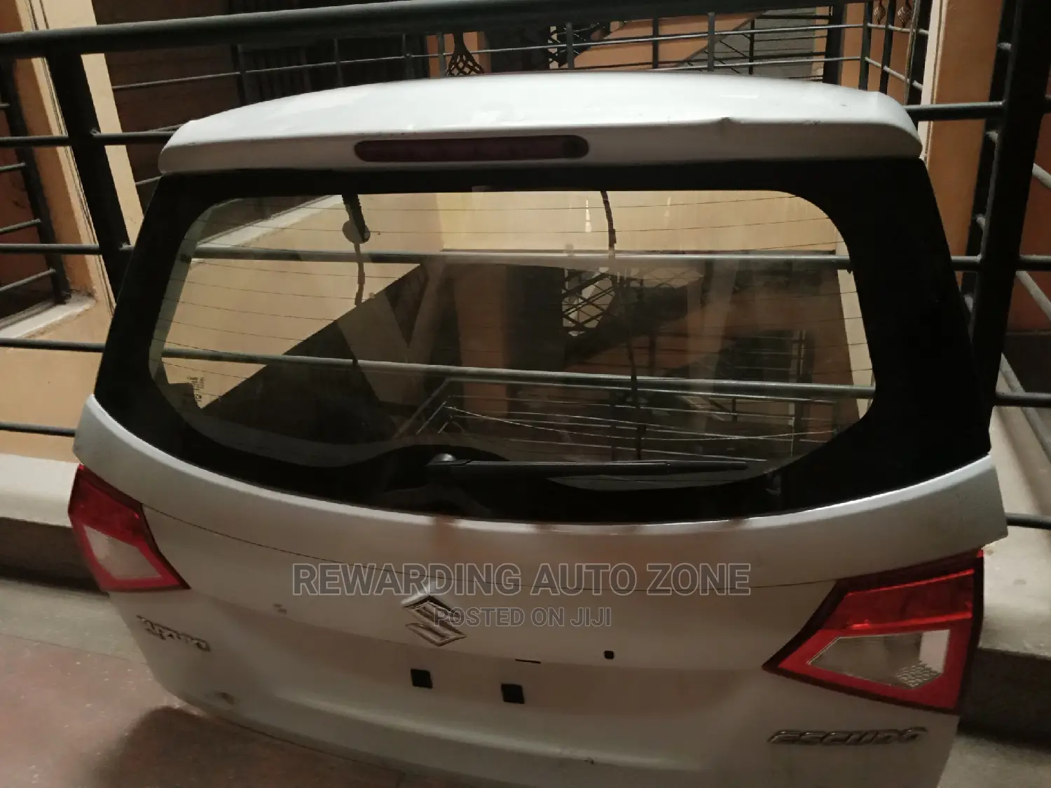 Suzuki Esqudo 2016 Tailgate.