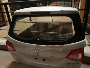 Suzuki Esqudo 2016 Tailgate.