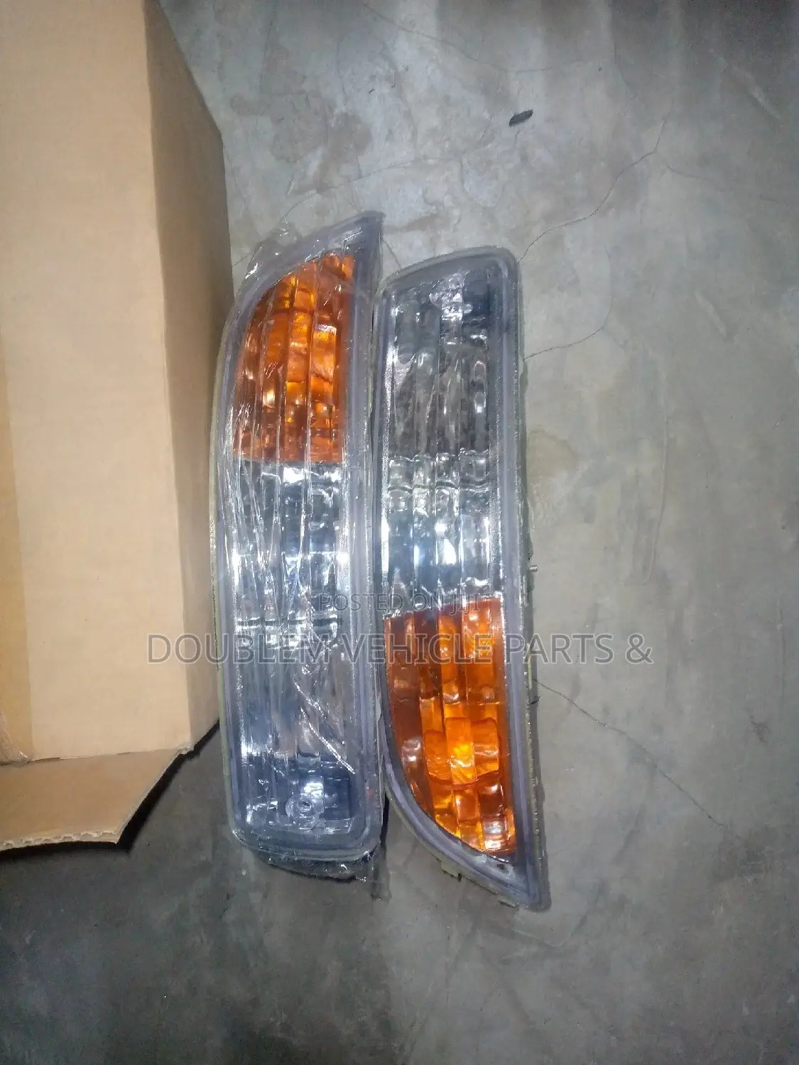 Bumper Lamp Caldina St190 Clear. /Foglamp ST190 Clear/Yellow