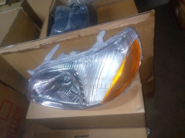 Headlamp Toyota Platz - thumbnail 3