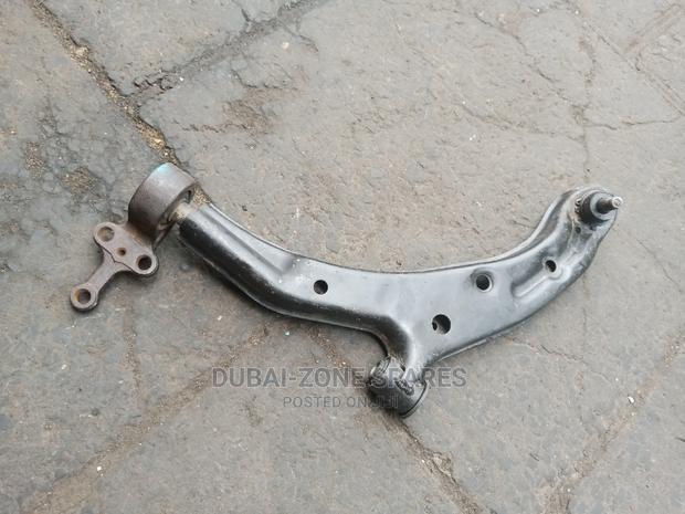 Ex-Japan Front Arm Nissan Fb15.