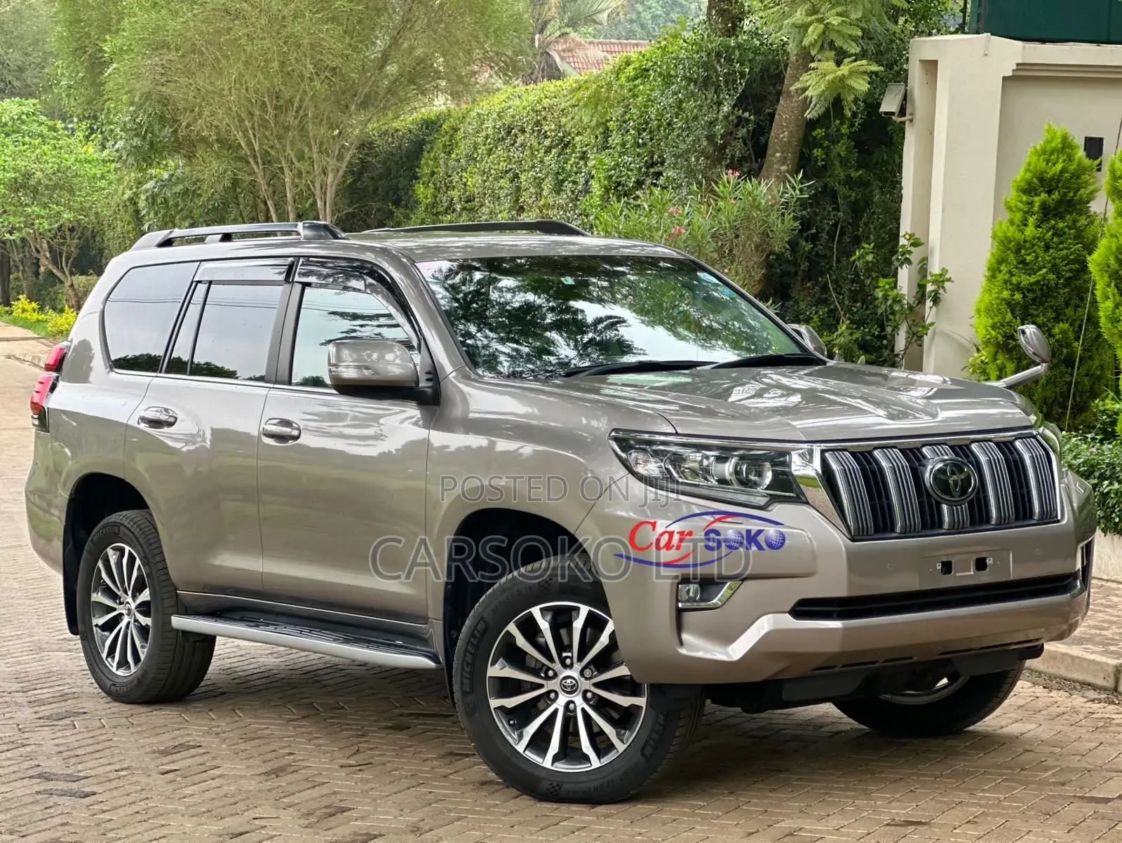 Toyota Land Cruiser Prado 2018 Beige