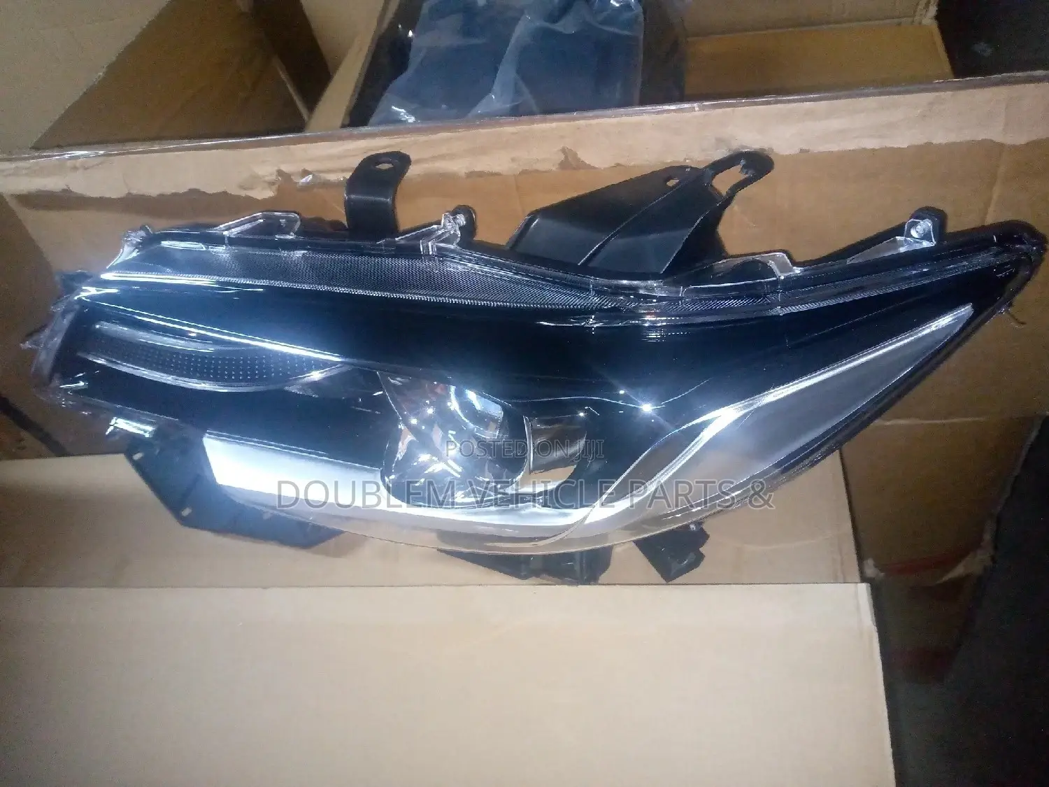 Headlamp Premio 2015,2016,2017/Corona Premio 2017