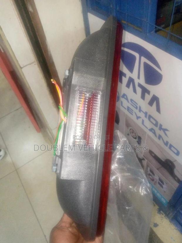 Tailmlamp Isuzu Tougher - thumbnail 3