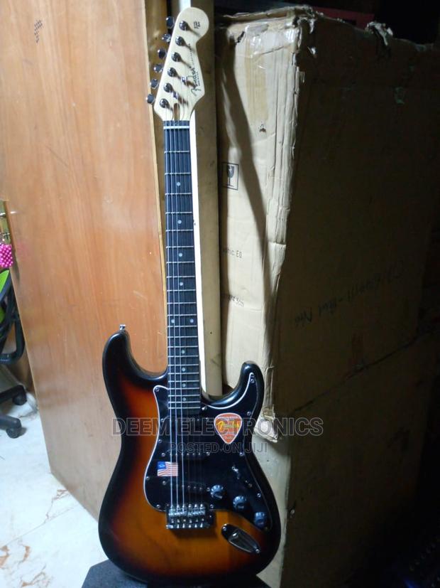 Rhythm Guitar - main view