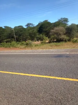 64 Acres Touching Tarmac in Makindu Is Available for Sale
