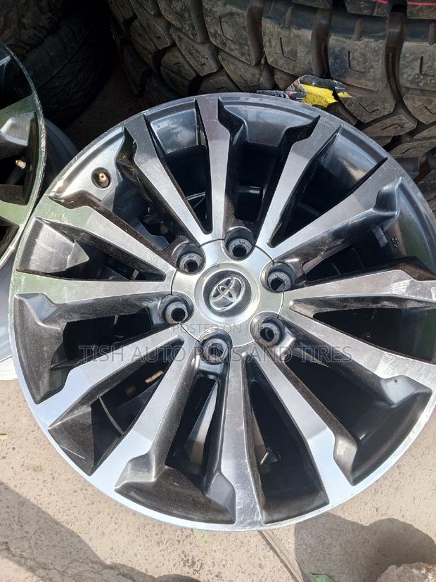 19 Original Toyota Landcruser Prado J150 Rims Set