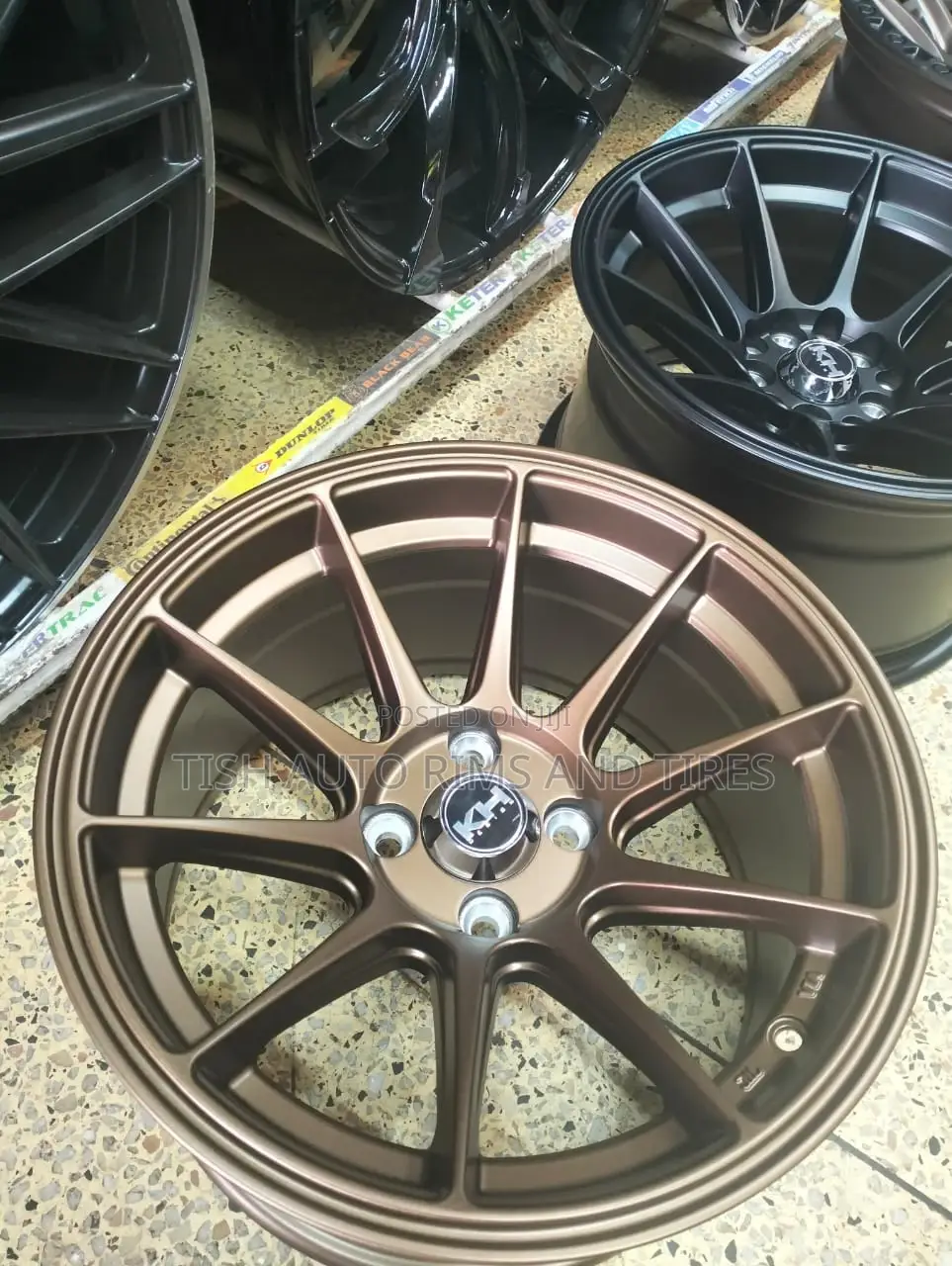 KH Offset Toyota Rims 15 Inch 4 Stand