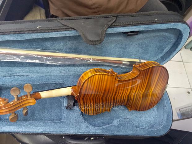 1/2 Maple Leaf Violin  - thumbnail 2