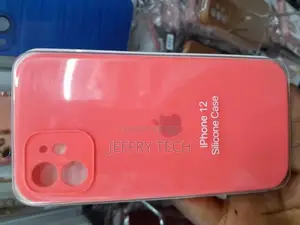 Nature Silicone Case iPhone 12 Red