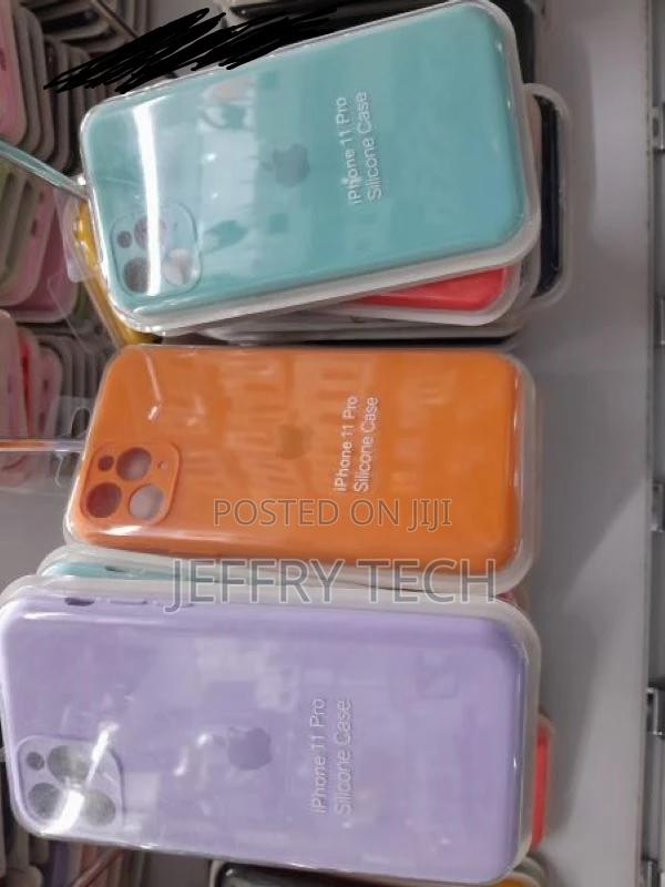Liquid Silicone Back Cover for Apple iPhone 11 Pro, iPhone - thumbnail 3