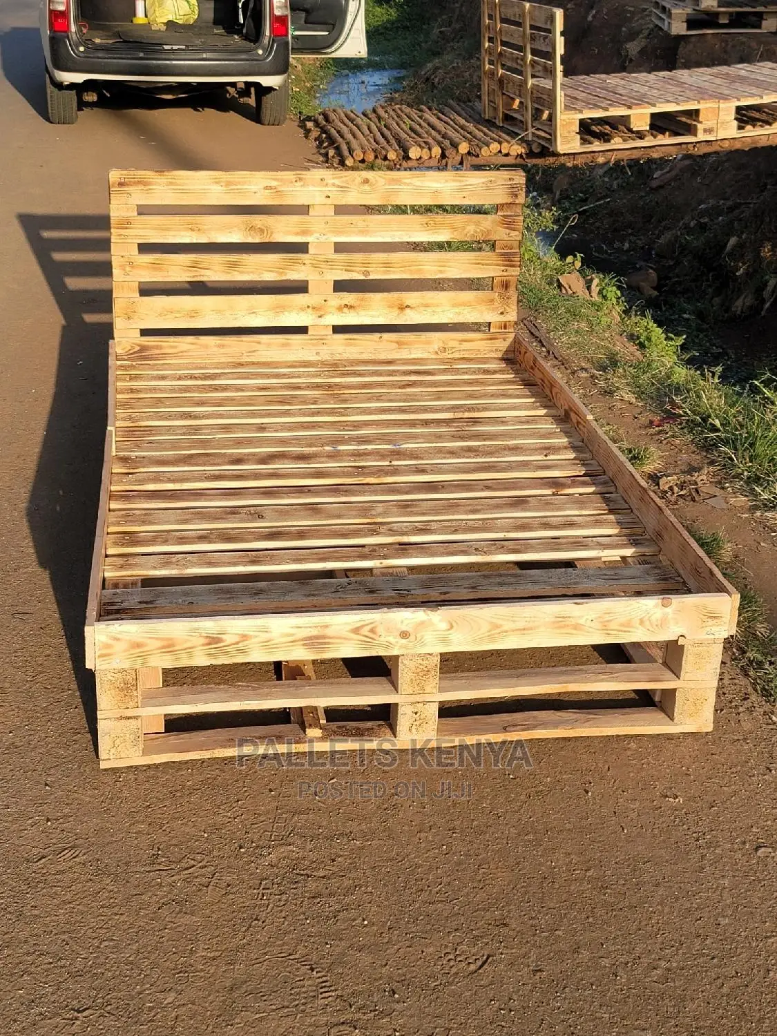 Pallet Beds - Wooden Pallet Beds - In All Sizes