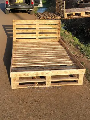 Pallet Beds - Wooden Pallet Beds - In All Sizes