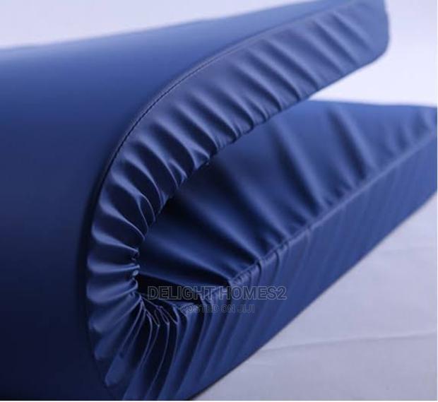 100% Waterproof Mattress Protector (Non-quilted) - main view