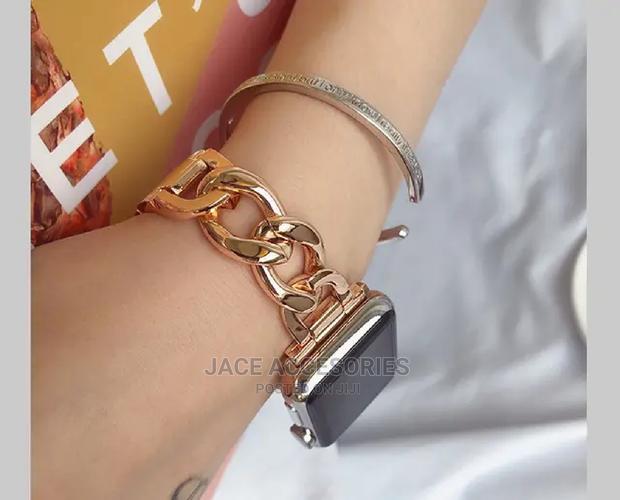 Smart Watch With Stainless Steel Strap - thumbnail 3