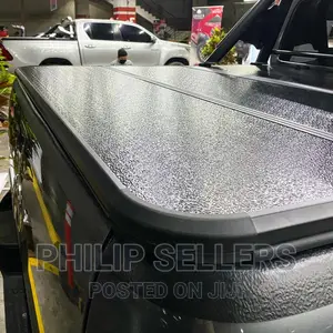 Hard Trifold Cover Installed in Volkswagen AMAROK!