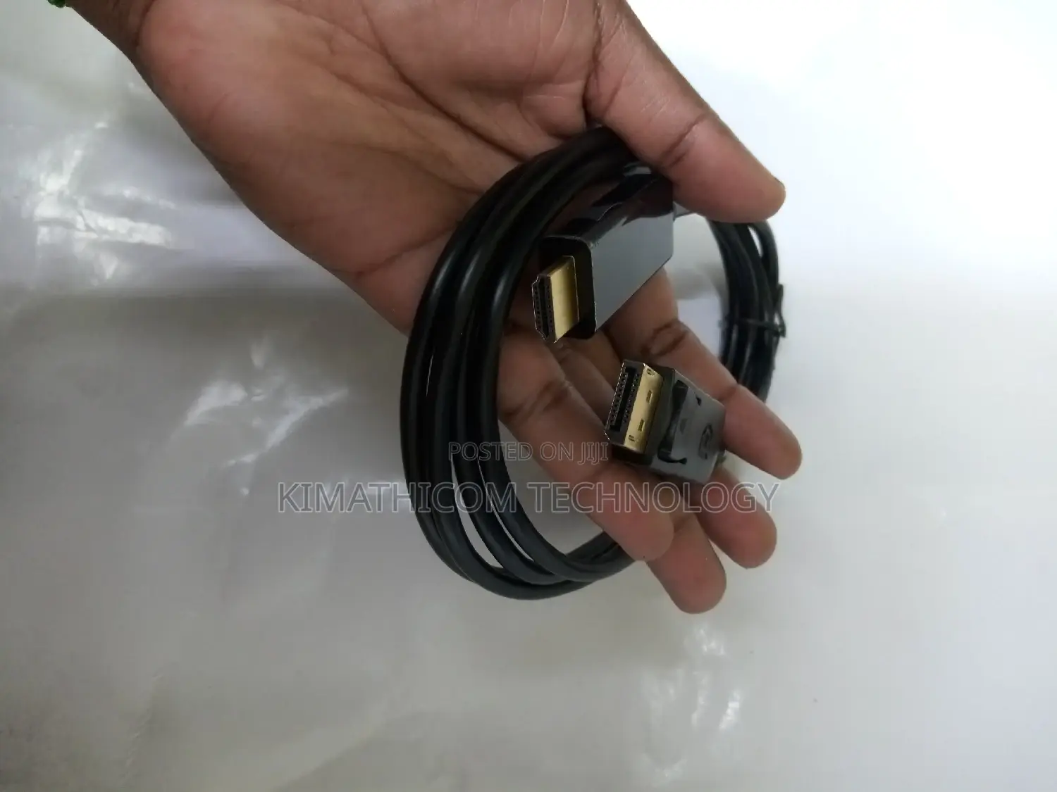 Display Port Cable to HDMI Cable