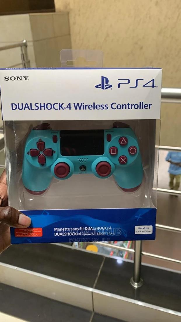 Ps4 Controller (Berry Blue) - main view