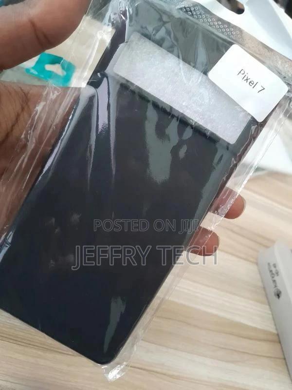 Protective Silicone Case Compatible With Google Pixel 7, Pro - thumbnail 3