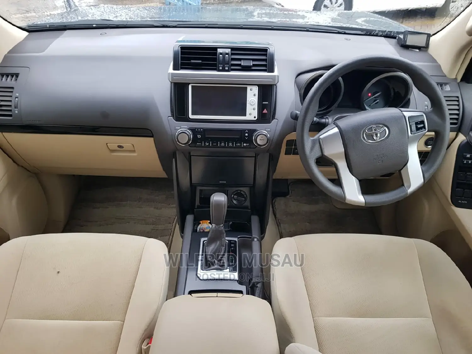 Toyota Land Cruiser Prado 2016 Gray
