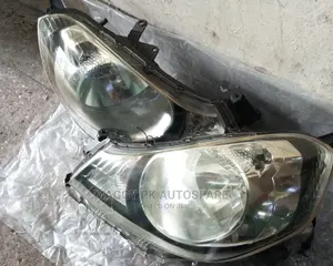 Nissan AD Headlight Non Xenon