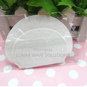 White Unisex Super Absorbent Sweat Pads - thumbnail 2