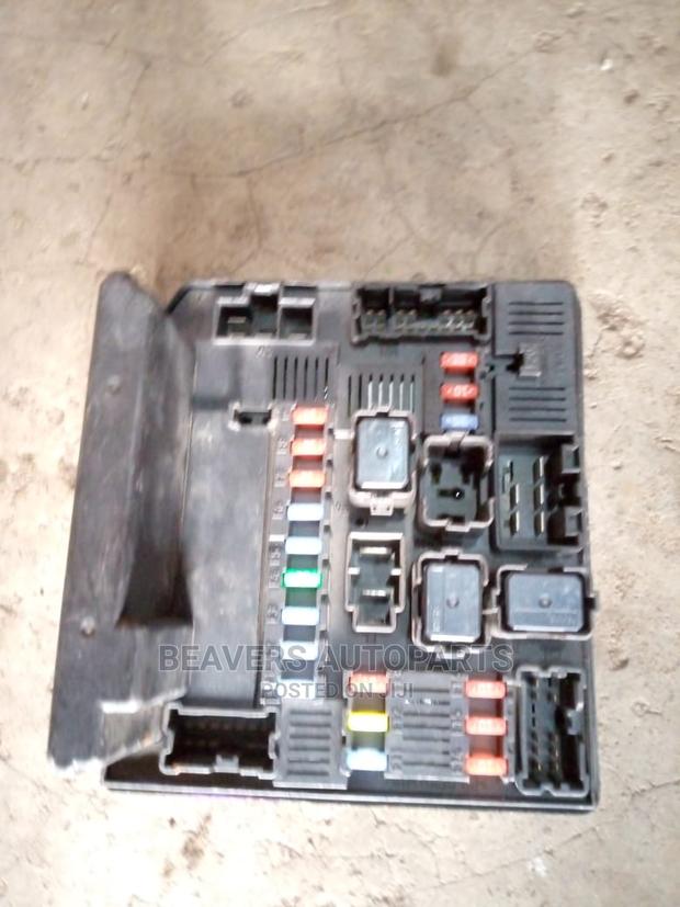 Nissan Fuse Box - thumbnail 3