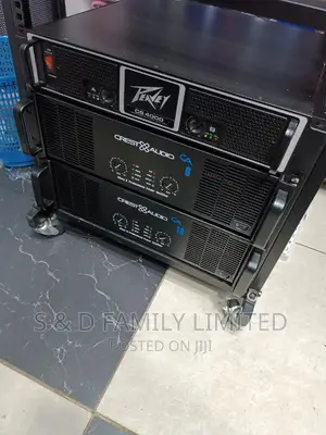 Power Amplifiers Set Peavey 4000, Crest Audio 9 CA18
