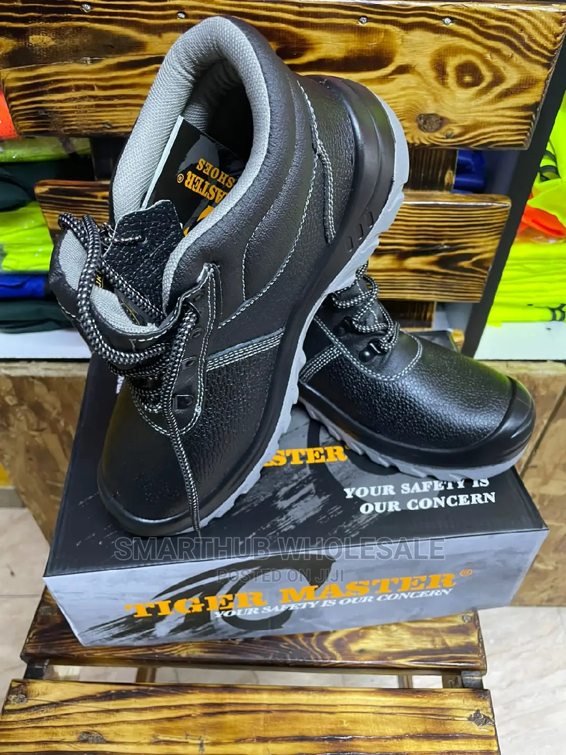 Tiger Master Safety Boot 
Safety Shoe
