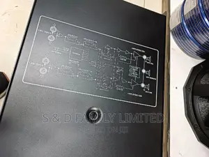 Crest Audio CA18 Power Amplifier