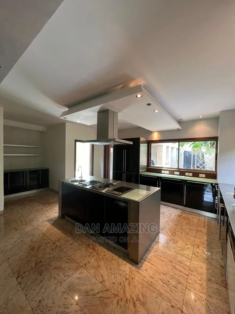 5bdrm Mansion in Kitisuru for sale