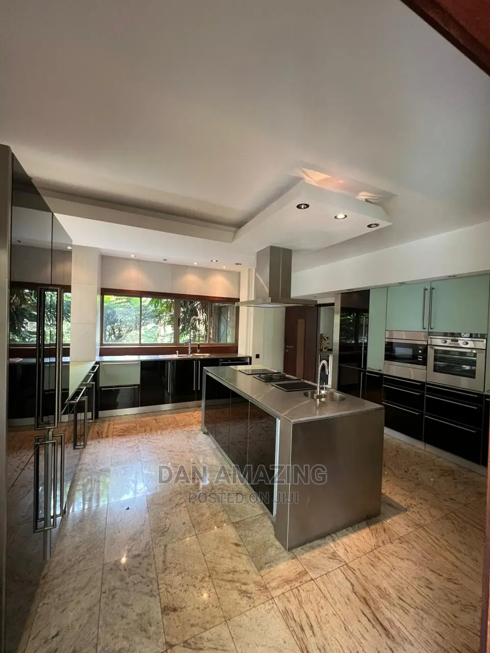 5bdrm Mansion in Kitisuru for sale