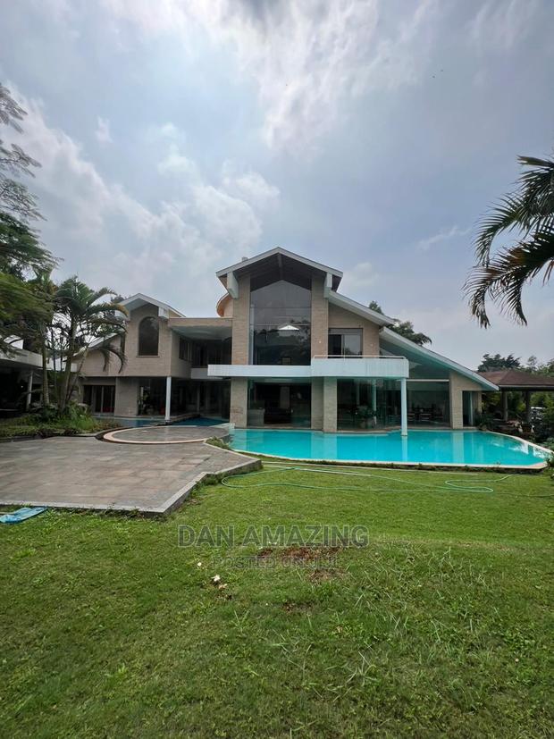 5bdrm Mansion in Kitisuru for sale - main view