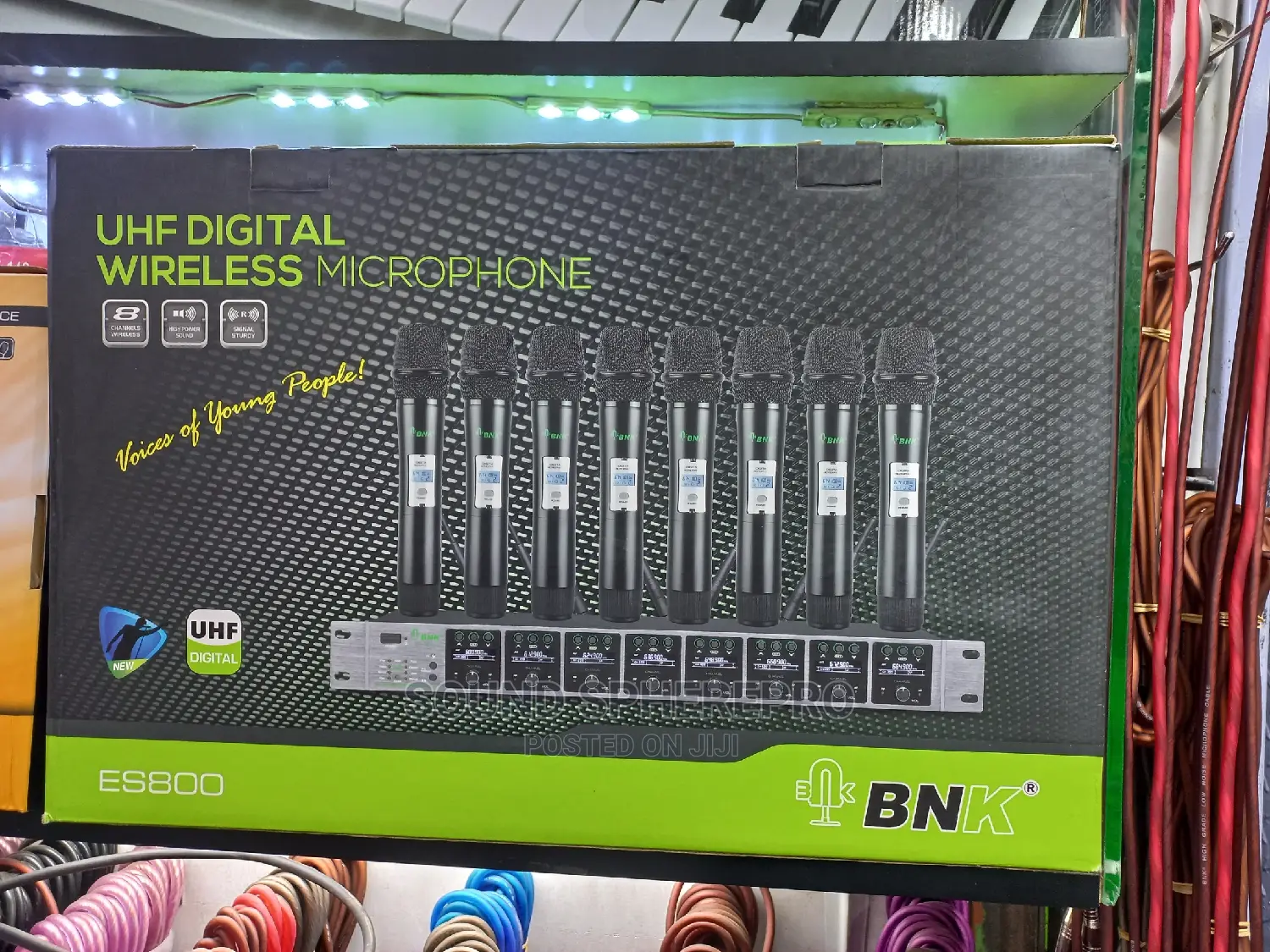 BNK ES800 Wireless Microphone