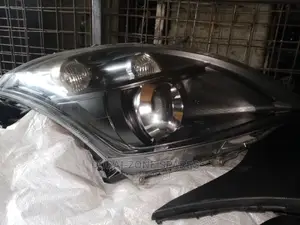 Suzuki Swift Headlight Zenon Model 2014-2021.