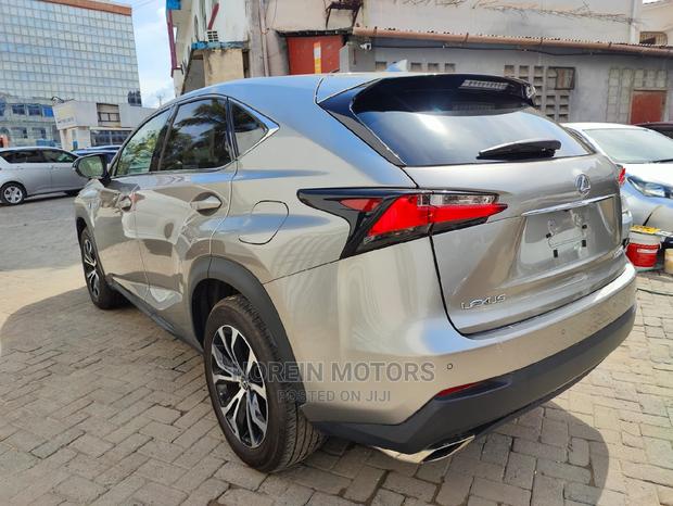 Lexus NX 2017 Green - thumbnail 4