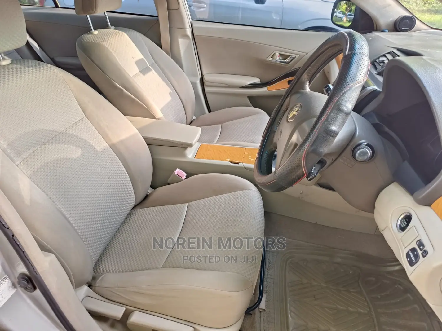 Toyota Premio 2009 Silver