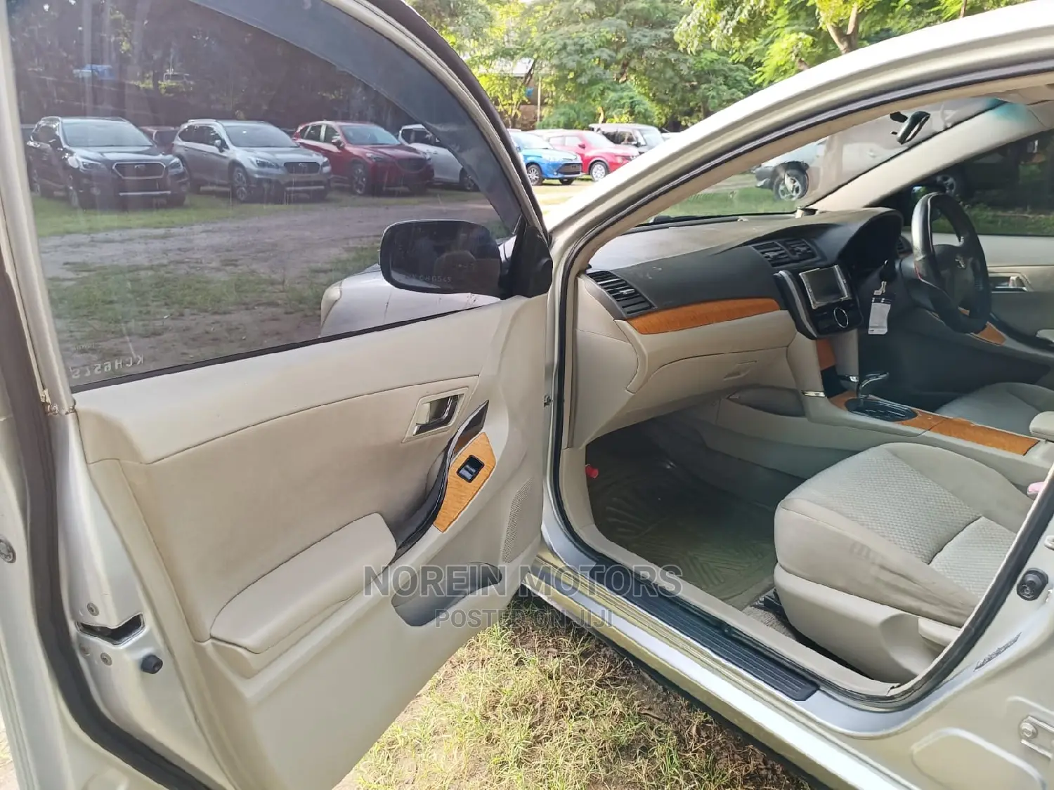 Toyota Premio 2009 Silver