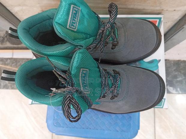 Safety Boots - main view