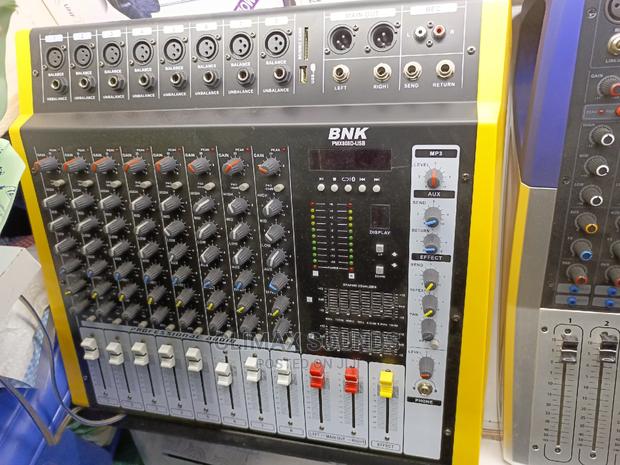 Powered Mixer 8 Channels BNKS