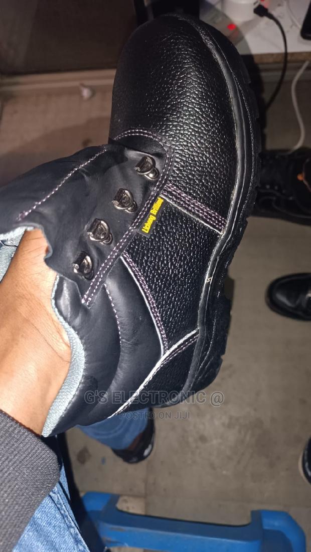 Quality Brillant Black Safety Boots - thumbnail 2