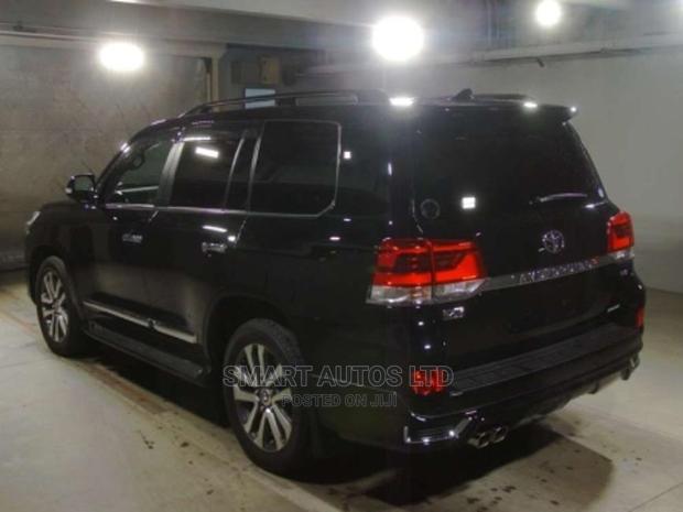 Toyota Land Cruiser 2016 Black - thumbnail 4