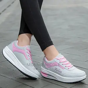 Ladies Sneakers Good Quality