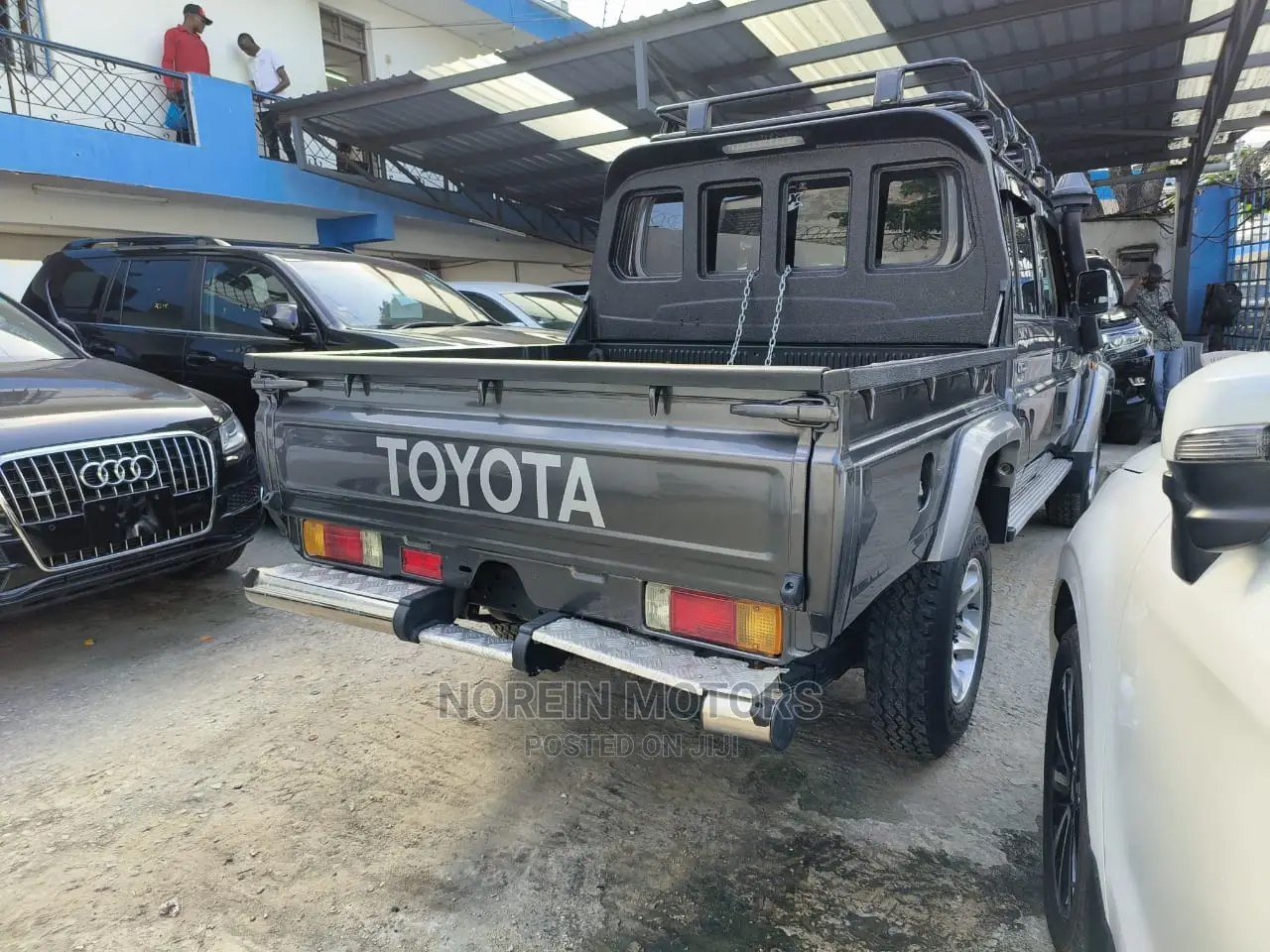 Toyota Land Cruiser 2017 Gray