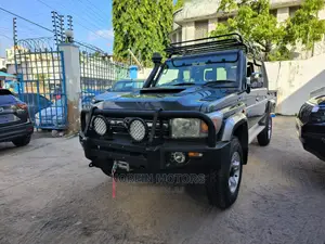Toyota Land Cruiser 2017 Gray
