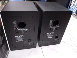 M-Audio BX8 Carbon Monitor Speaker