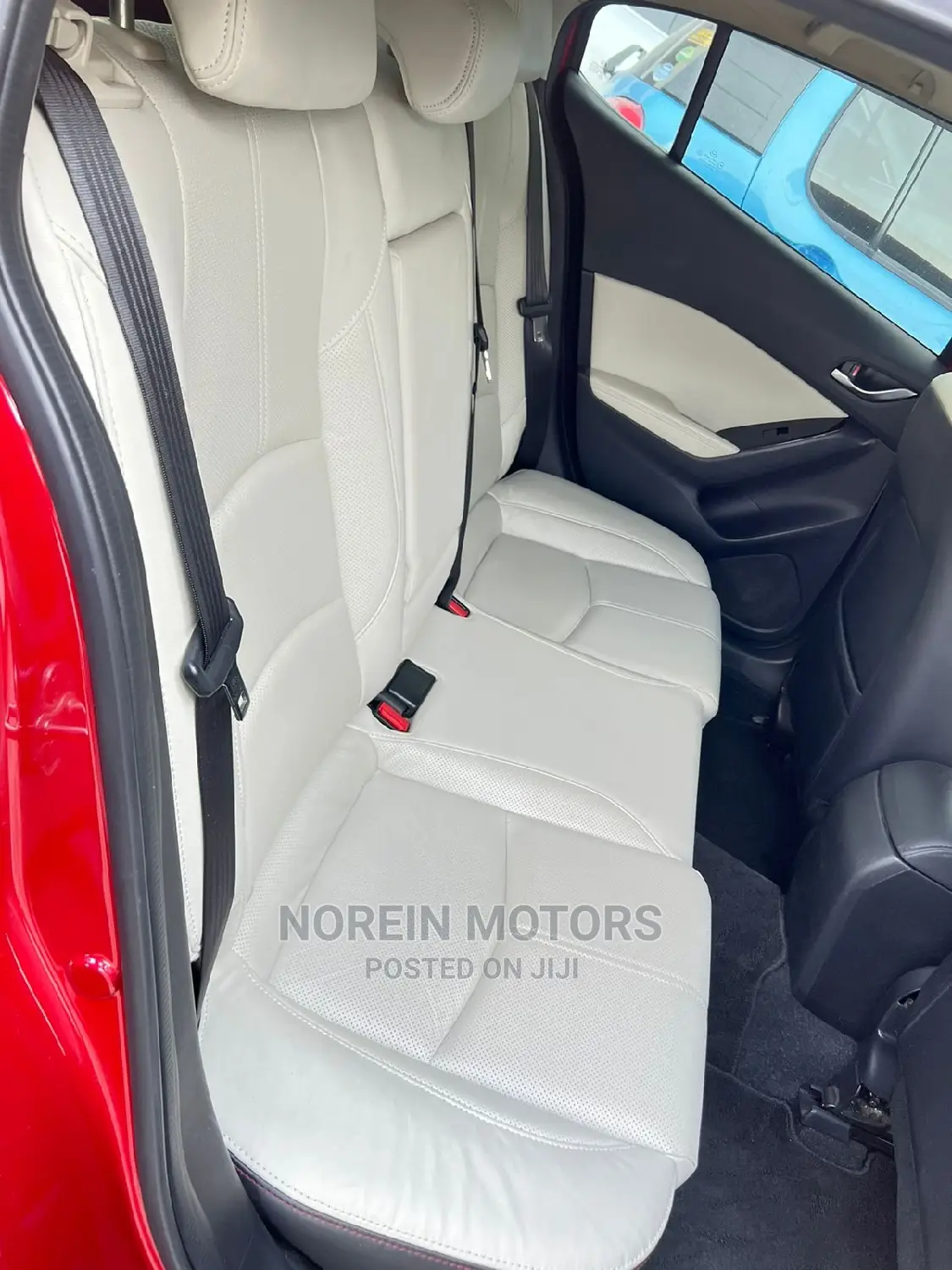 Mazda Axela 2016 Red
